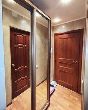 3-к квартира, вторичка, 42м2, 1/4 этаж