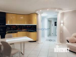 4-к квартира, вторичка, 133м2, 9/9 этаж