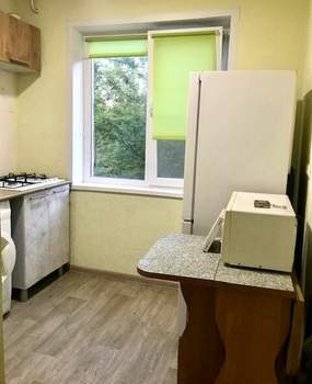 2-к квартира, вторичка, 42м2, 4/5 этаж