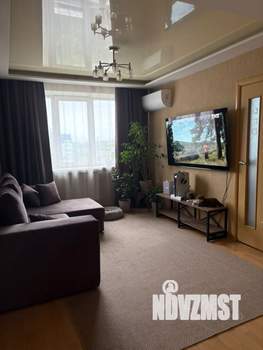 3-к квартира, вторичка, 58м2, 8/9 этаж