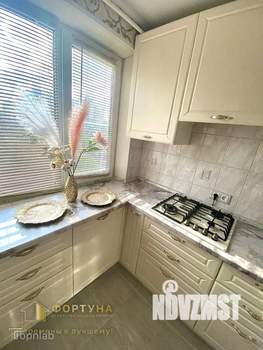 3-к квартира, вторичка, 53м2, 9/9 этаж