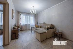 3-к квартира, вторичка, 59м2, 3/5 этаж