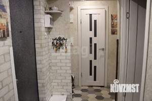 2-к квартира, вторичка, 43м2, 1/9 этаж