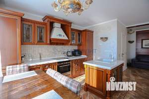 4-к квартира, вторичка, 97м2, 6/6 этаж