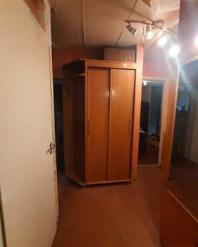 3-к квартира, вторичка, 61м2, 1/5 этаж