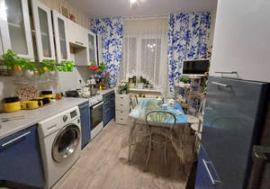 2-к квартира, вторичка, 50м2, 9/9 этаж