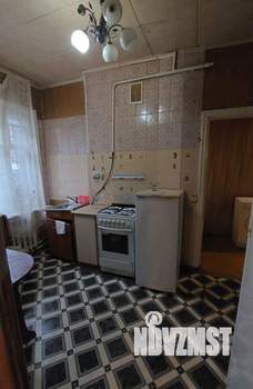 2-к квартира, вторичка, 44м2, 1/2 этаж