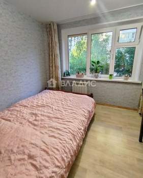 4-к квартира, вторичка, 80м2, 1/9 этаж