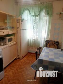 2-к квартира, вторичка, 50м2, 1/9 этаж