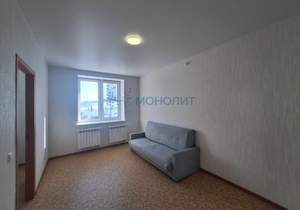 2-к квартира, вторичка, 43м2, 1/8 этаж