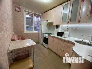 3-к квартира, вторичка, 61м2, 1/9 этаж
