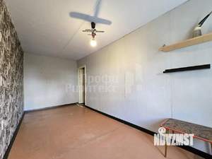 2-к квартира, вторичка, 42м2, 1/5 этаж
