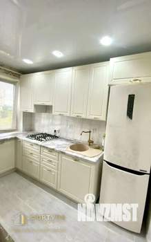 3-к квартира, вторичка, 60м2, 9/9 этаж