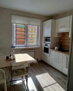 3-к квартира, вторичка, 66м2, 8/19 этаж